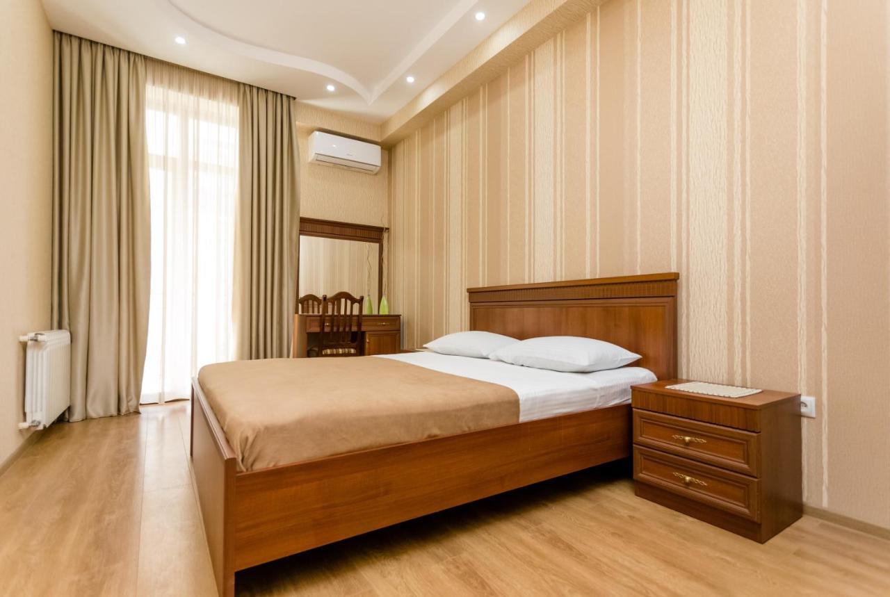 Tbilisi Two Bedroom Apartment Eksteriør bilde